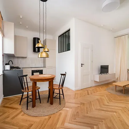 Wilcza Homely By Bookinghost Apartamento